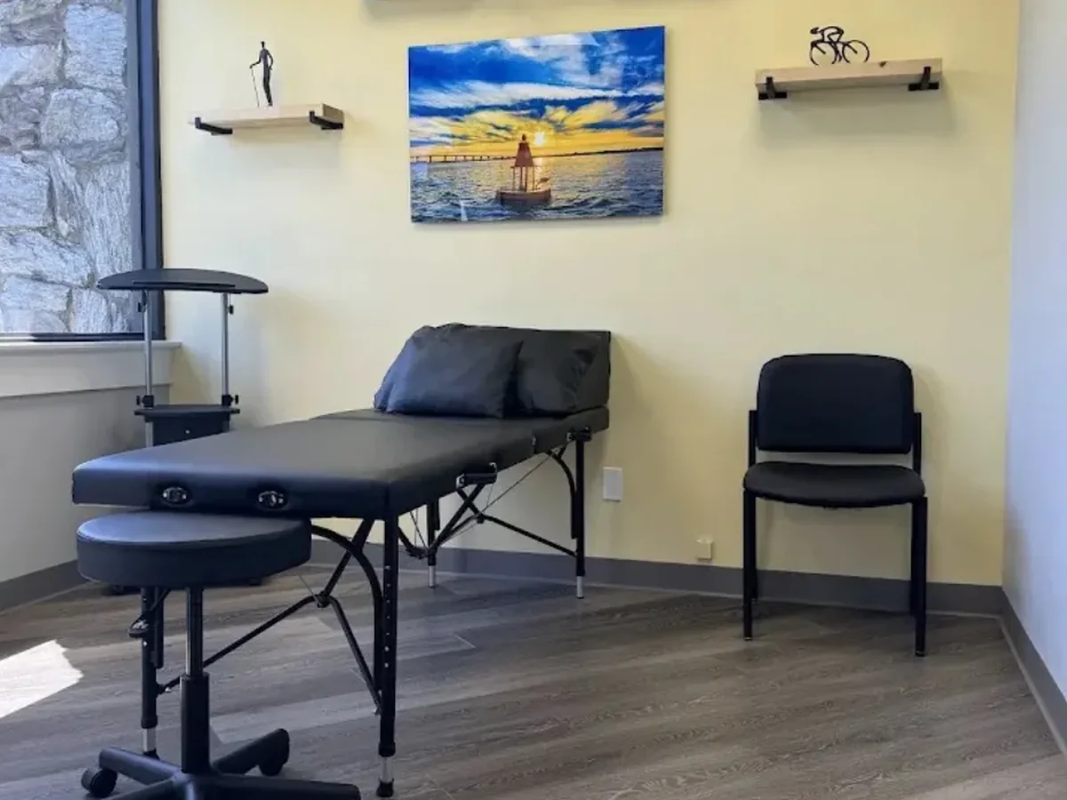 A private treatment room at Greiner Physical Therapy in Speonk, NY